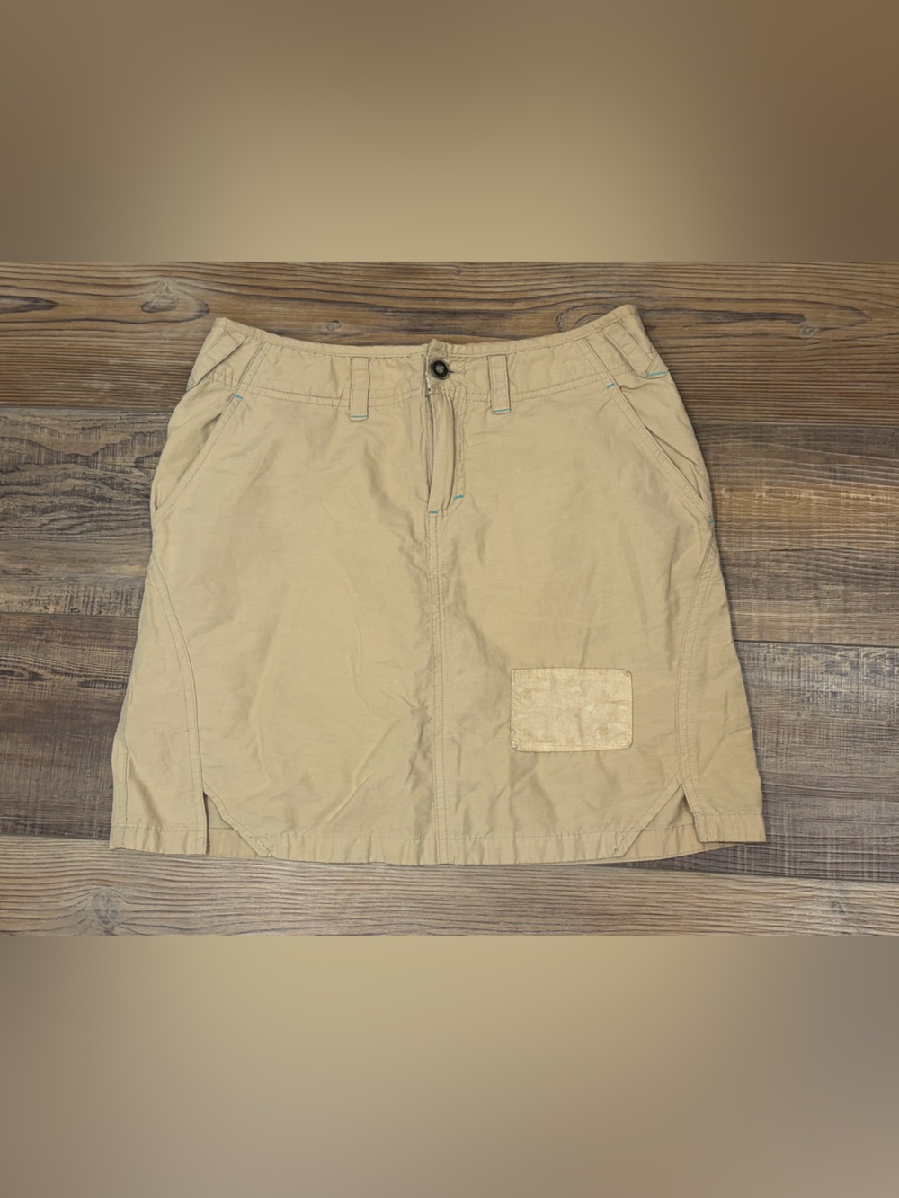 Gander Mountain Khaki Patch Pockets utility outdoor Mini skirt with lined shorts